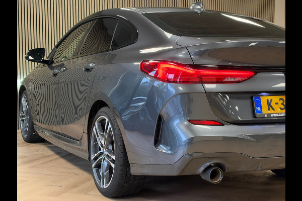 BMW 2 Serie Gran Coupé 218i AUT Executive Edition M-SPORT NAVI CAMERA PDC V+A CARPLAY