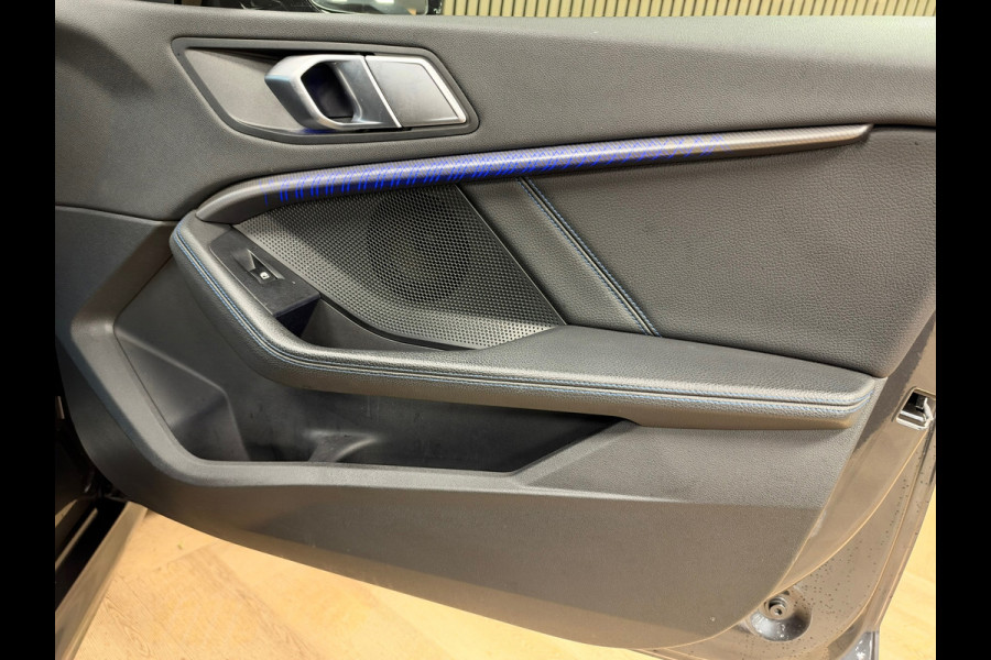 BMW 2 Serie Gran Coupé 218i AUT Executive Edition M-SPORT NAVI CAMERA PDC V+A CARPLAY