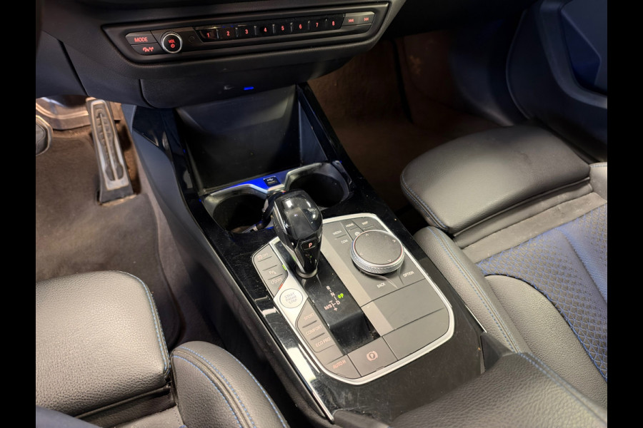 BMW 2 Serie Gran Coupé 218i AUT Executive Edition M-SPORT NAVI CAMERA PDC V+A CARPLAY
