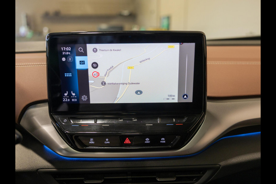 Volkswagen ID.4 Family 77 kWh SOH 92% / 204pk / NAP / Warmtepomp / Panorama dak / Achteruitrij camera / Stoelverwarming /