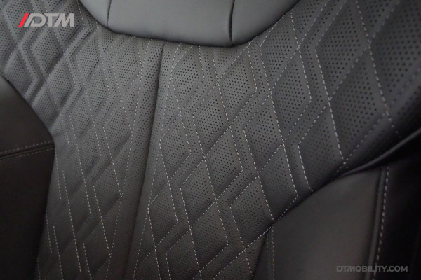 Audi A6 Avant 2.0 e-hybrid Quattro S-Edition | Lage Bijtelling! | Vol Optie! | 4WS | Luchtvering