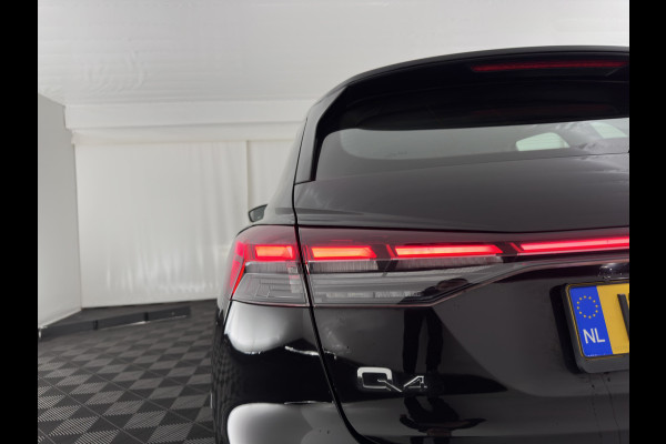 Audi Q4 e-tron 40 S edition 77 kWh (3-Fase-11kW) (INCL.BTW) *HEAT-PUMP | LEATHER-FABRIC | MATRIX-LED | ADAPTIVE-CRUISE | CAMERA | DIGI-COCKPIT | KEYLESS | AMBIENT-LIGHT | AUDI-SOUND | NAVI-FULLMAP | PRIVACY-GLASS | ECC | PDC | 20''ALU*