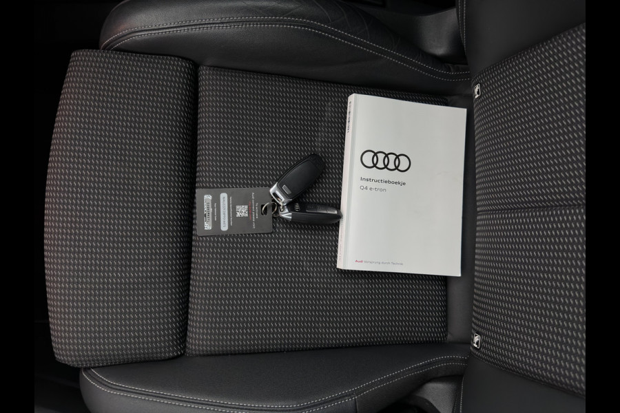 Audi Q4 e-tron 40 S edition 77 kWh (3-Fase-11kW) (INCL.BTW) *HEAT-PUMP | LEATHER-FABRIC | MATRIX-LED | ADAPTIVE-CRUISE | CAMERA | DIGI-COCKPIT | KEYLESS | AMBIENT-LIGHT | AUDI-SOUND | NAVI-FULLMAP | PRIVACY-GLASS | ECC | PDC | 20''ALU*
