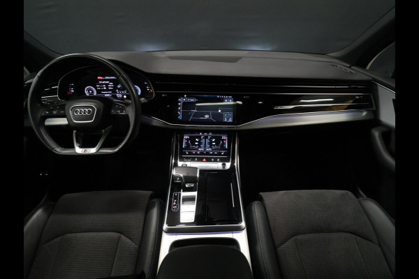 Audi Q7 60 TFSI e quattro Competition [SCHUIFKANTELDAK, APPLECARPLAY, ANDROID, CRUISE CONTROL, STOELVERWARMING, MEMORY SEATS, HEAT UP DISPLAY, DIGITAL DASH, CAMERA, PDC V+A, ELEKTRISCHE ACHTERKLEP, HALF ALCANTARA, NIEUWSTAAT]