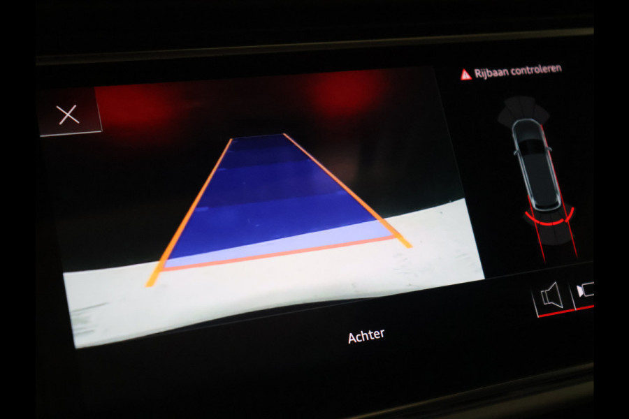 Audi Q7 60 TFSI e quattro Competition [SCHUIFKANTELDAK, APPLECARPLAY, ANDROID, CRUISE CONTROL, STOELVERWARMING, MEMORY SEATS, HEAT UP DISPLAY, DIGITAL DASH, CAMERA, PDC V+A, ELEKTRISCHE ACHTERKLEP, HALF ALCANTARA, NIEUWSTAAT]