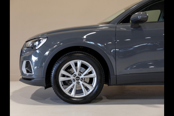 Audi Q3 35 TFSI Advanced Pro Line Business / 150pk / Stoelverwarming / Leder / Apple CarPlay /