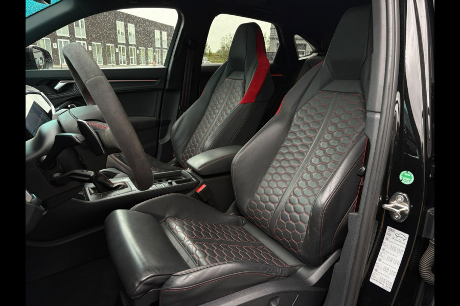 Audi Q3 Sportback TFSI RS |BTW|RS Stoelen|Matrix|ACC|Pano|