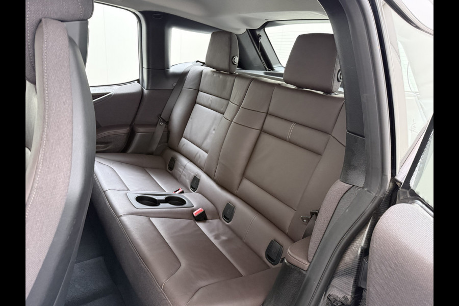 BMW i3 120Ah 42 kWh Warmtepomp Sportpakket Leer Navi Ecc Pdc Tel. Usb 20'LM CruiseControl Stoelverw. KeylessStart Isofix Led Aut.Verlichting Elek.Ramen Comfort pakket