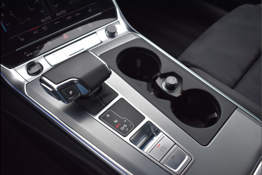 Audi A6 Avant 55 TFSI e Quattro S-Line Competition Matrix HD 360 Camera B&O S6 Diffusor 21 Inch