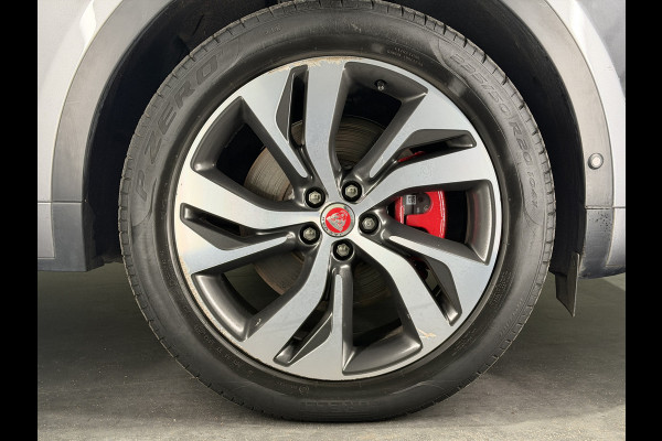 Jaguar E-Pace 1.5 P300e AWD R-Dynamic S | Trekhaak | Stoelen verwarmd | 360 Cam | Luxe Leder