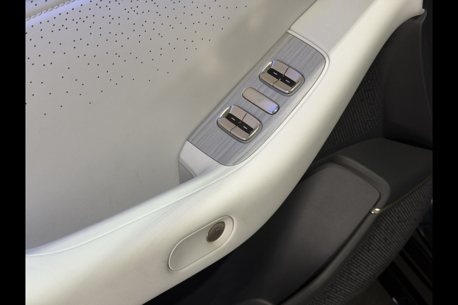 XPeng P7+ RWD Long Range 74.9 kWh | Luxe wit leder interieur | Stoelen verwarmd geventileerd & massage functie