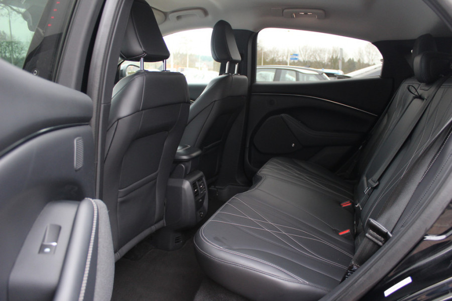 Ford Mustang Mach-E Extended RWD 98 kWh / Camera / Leder / 18'' / Keyless / DAB / Dodehoek / Stuur+Stoelverwarming / ACC
