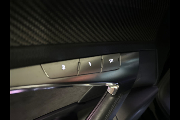 Audi RS6 Avant TFSI quattro Pano|Keramisch|Trekhaak|B&O|Softclose