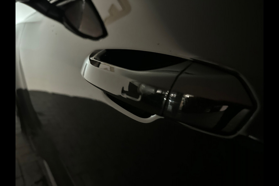 Audi RS6 Avant TFSI quattro Pano|Keramisch|Trekhaak|B&O|Softclose