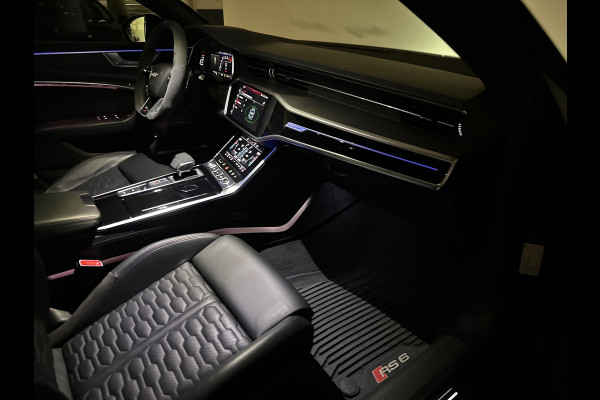 Audi RS6 Avant TFSI quattro Pano|Keramisch|Trekhaak|B&O|Softclose