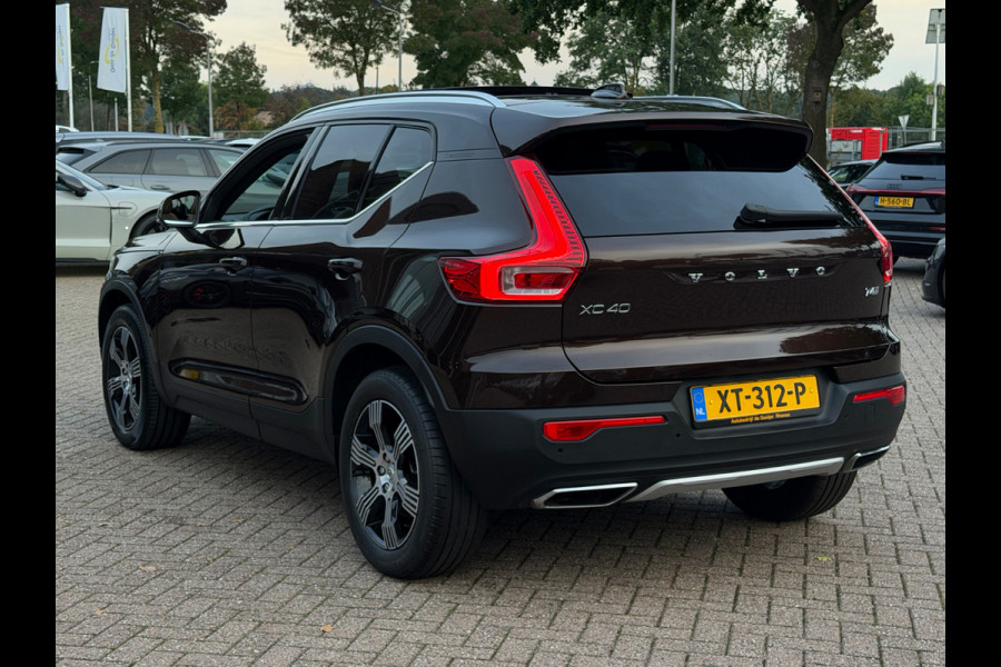 Volvo XC40 2.0 T4 Inscription / Trekhaak / Panoramadak / Camera / Leder / 18'' / Elektr. Stoelen / CarPlay / Stoelverwarming / Dodehoek / ACC