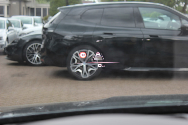 Porsche Cayenne Coupé 3.0 E-Hybrid / Trekhaak / Panoramadak / 360Camera / Head-up / Burmester / Softclose / Keyless / 21'' / Luchtvering / Nachtzicht / Carbon intr. / Sportdesign+Chrono / Stoelventilatie+Verwarming / Dodehoek