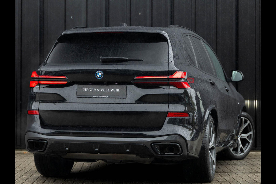 BMW X5 xDrive50e | M-Sport Pro | Trekhaak | Comfort access | Iconic glow | Panorama dak | Harman/Kardon