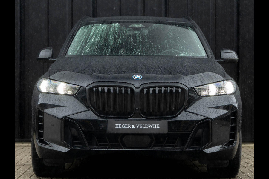 BMW X5 xDrive50e | M-Sport Pro | Trekhaak | Comfort access | Iconic glow | Panorama dak | Harman/Kardon