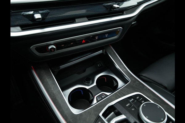 BMW X5 xDrive50e | M-Sport Pro | Trekhaak | Comfort access | Iconic glow | Panorama dak | Harman/Kardon