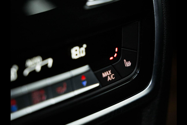 BMW X5 xDrive50e | M-Sport Pro | Trekhaak | Comfort access | Iconic glow | Panorama dak | Harman/Kardon