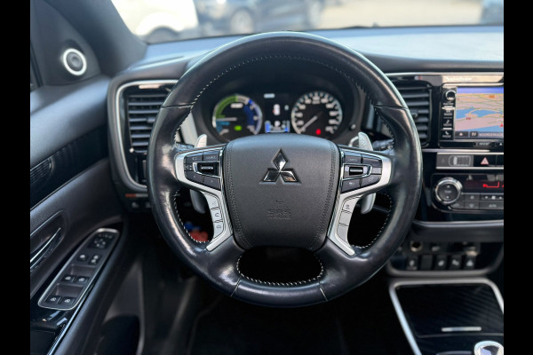 Mitsubishi Outlander 2.4 PHEV S-Edition 2019 Zwart 224pk