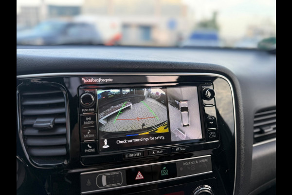 Mitsubishi Outlander 2.4 PHEV S-Edition 2019 Zwart 224pk