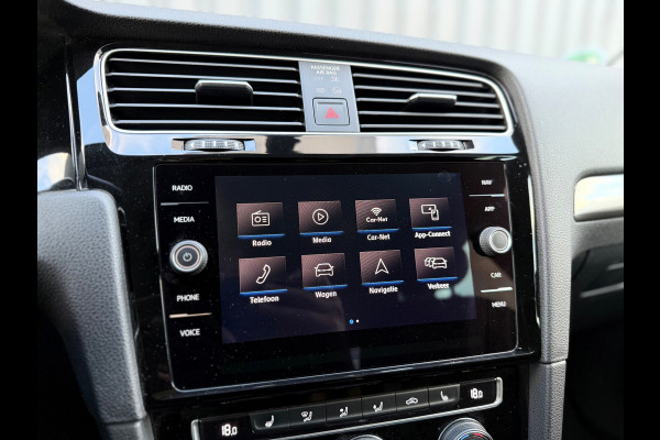 Volkswagen Golf 1.0 TSI 86pk Trendline 2019 Wit Trekhaak Led