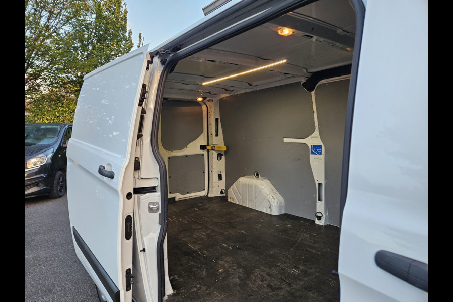 Ford Transit Custom 300 2.0 TDCI L2H1 Trend Trekhaak! 3-Zitplaatsen! 131PK! Mooie/Nette Bus! Airco!