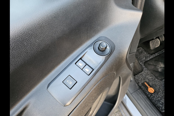 Fiat Doblò 1.5D 130pk L2 1000kg Automaat! 130PK! NAP! Mooie/Nette Bus! Carplay! Camera!