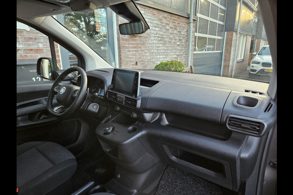 Fiat Doblò 1.5D 130pk L2 1000kg Automaat! 130PK! NAP! Mooie/Nette Bus! Carplay! Camera!