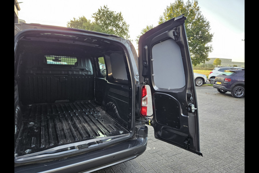 Fiat Doblò 1.5D 130pk L2 1000kg Automaat! 130PK! NAP! Mooie/Nette Bus! Carplay! Camera!
