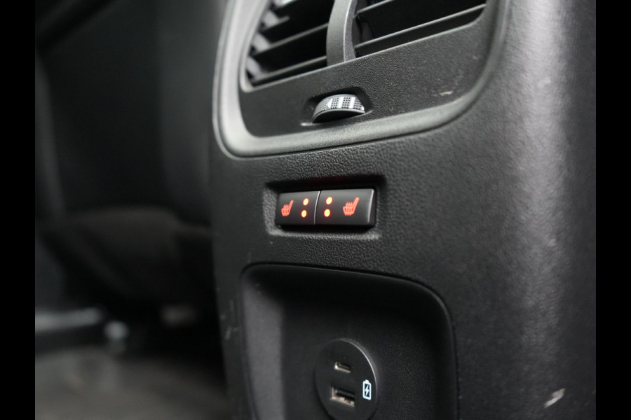Ford Kuga 2.5 PHEV ST-Line X 225pk Dealer O.H. | SOH 89,8% | Trekhaak Af Fabriek | Panodak | Adaptive Cruise | Head Up | 360 Camera | Bang & Olufsen Audio | Alcantara Sportstoelen & Stuur Verwarmd | Keyless | BLIS | Apple Carplay | 20"L.M | Plug In Hybrid |