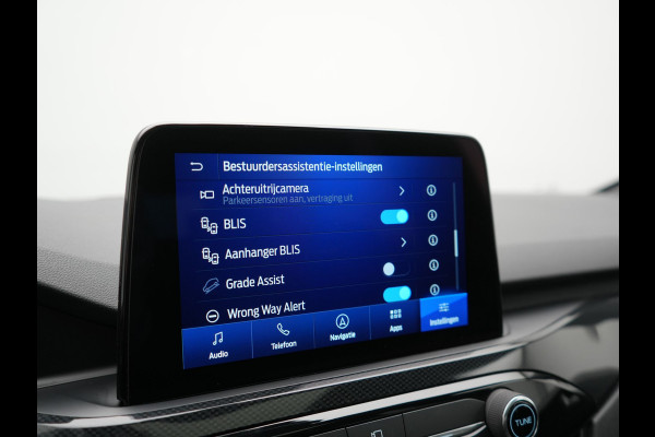 Ford Kuga 2.5 PHEV ST-Line X 225pk Dealer O.H. | SOH 89,8% | Trekhaak Af Fabriek | Panodak | Adaptive Cruise | Head Up | 360 Camera | Bang & Olufsen Audio | Alcantara Sportstoelen & Stuur Verwarmd | Keyless | BLIS | Apple Carplay | 20"L.M | Plug In Hybrid |