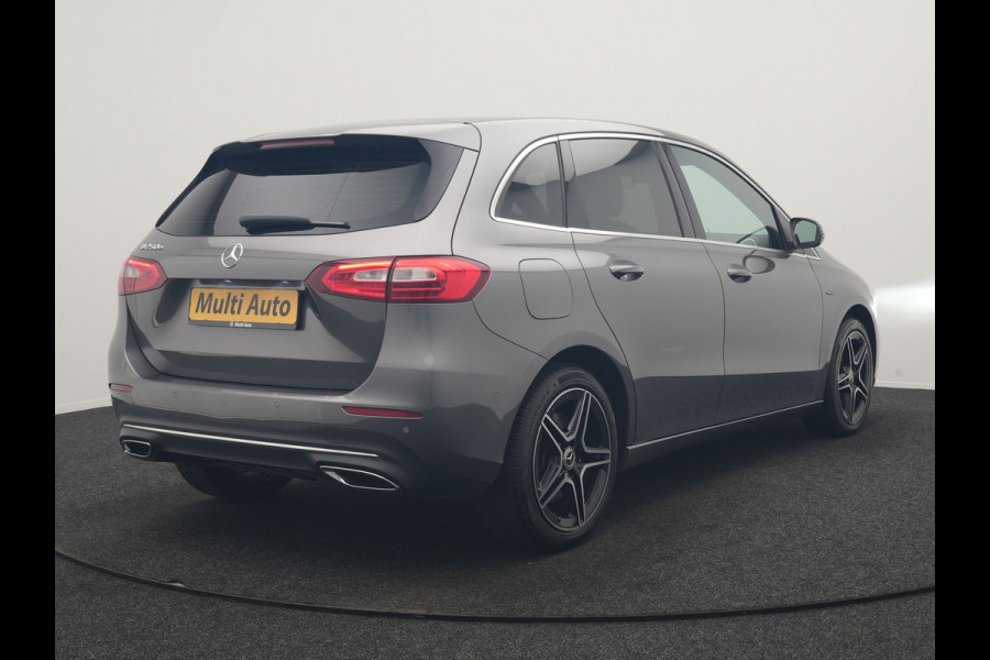 Mercedes-Benz B-Klasse 250 e Business Line PHEV 218pk Dealer O.H. | SOH 95% | Stoelverwarming | Apple Carplay | Cruise Control | Widescreen Navi | Draadloze Telefoonlader | Park Assist | Lane Assist | DAB | LED Koplampen | Plug In Hybrid |