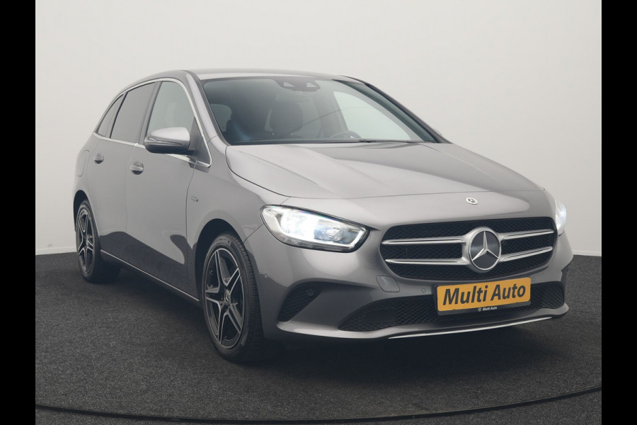 Mercedes-Benz B-Klasse 250 e Business Line PHEV 218pk Dealer O.H. | SOH 95% | Stoelverwarming | Apple Carplay | Cruise Control | Widescreen Navi | Draadloze Telefoonlader | Park Assist | Lane Assist | DAB | LED Koplampen | Plug In Hybrid |