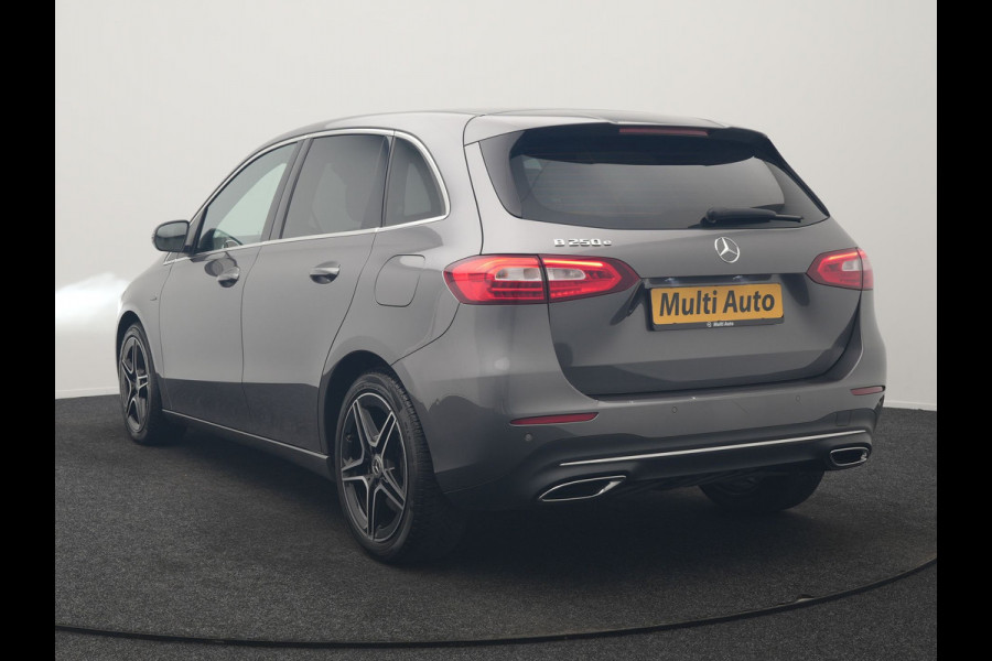 Mercedes-Benz B-Klasse 250 e Business Line PHEV 218pk Dealer O.H. | SOH 95% | Stoelverwarming | Apple Carplay | Cruise Control | Widescreen Navi | Draadloze Telefoonlader | Park Assist | Lane Assist | DAB | LED Koplampen | Plug In Hybrid |