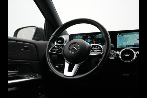 Mercedes-Benz B-Klasse 250 e Business Line PHEV 218pk Dealer O.H. | SOH 95% | Stoelverwarming | Apple Carplay | Cruise Control | Widescreen Navi | Draadloze Telefoonlader | Park Assist | Lane Assist | DAB | LED Koplampen | Plug In Hybrid |