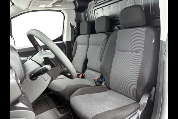 Opel Combo 1.5 BlueHDi 130pk L2 Automaat Apple Carplay/ Android Auto Navigatie Trekhaak Airco Camera Cruise Control Parkeersensoren V+A DAB