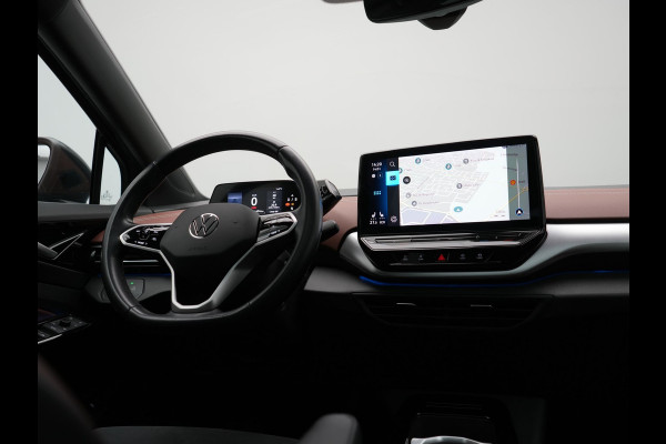 Volkswagen ID.4 Tech 77 kWh 204pk Dealer O.H. | Panodak | Adaptive Cruise | Head Up | 360 Camera | Warmtepomp | IQ Light | Alcantara Sportstoelen Memory & Massage | Stoelen & Stuur Verwarmd | Sfeerverlichting | Keyless | BLIS | 20"L.M |