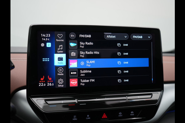 Volkswagen ID.4 Tech 77 kWh 204pk Dealer O.H. | Panodak | Adaptive Cruise | Head Up | 360 Camera | Warmtepomp | IQ Light | Alcantara Sportstoelen Memory & Massage | Stoelen & Stuur Verwarmd | Sfeerverlichting | Keyless | BLIS | 20"L.M |