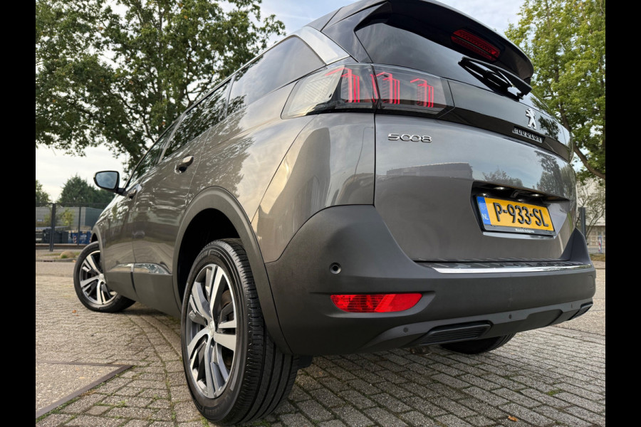 Peugeot 5008 1.2 16V 131PK 2022 ALLURE PACK 7-PERSOONS CARPLAY NAP LUXE