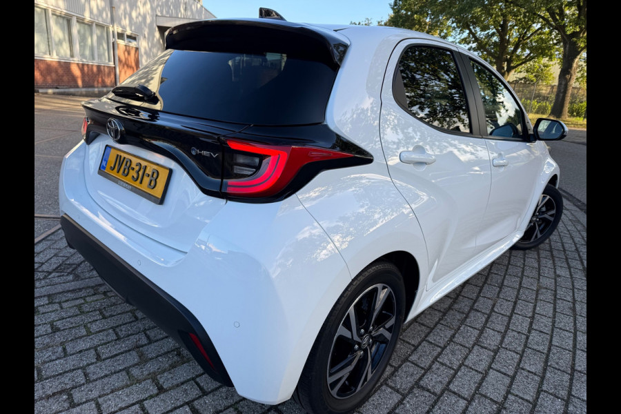 Toyota Yaris 1.5 HYBRID 142PK DYNAMIC 2025 FACE-LIFT ACC AUTOMAAT LUXE NAP
