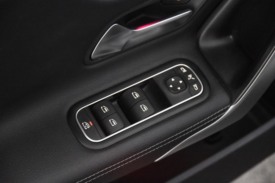 Mercedes-Benz CLA-Klasse SB 180 *1ste Eigenaar*Leer*Panoramadak