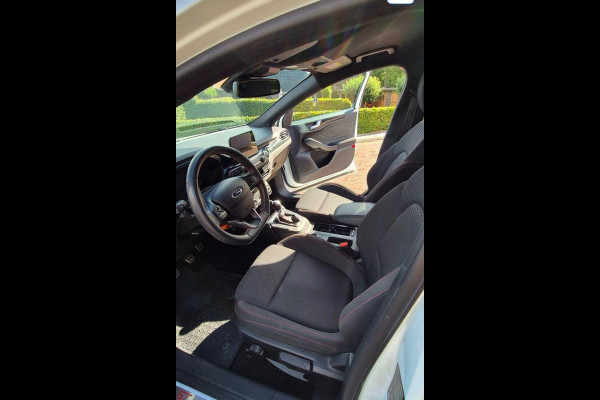 Ford Focus 1.0 EcoBoost ST Line Business | Verwacht! | Stoel + Stuurverwarming | Cruise Control | Climate Control |
