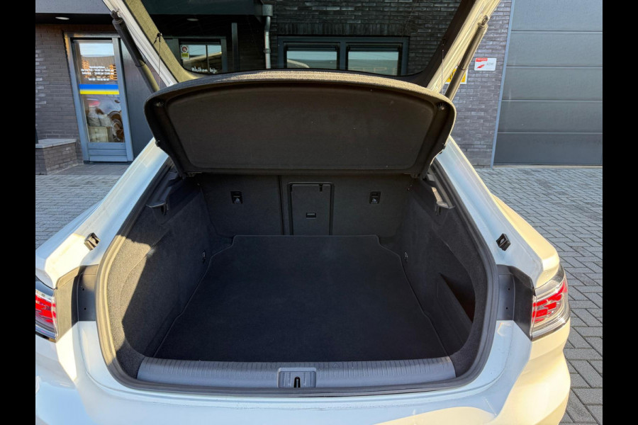 Volkswagen Arteon 2.0 TDI R-Line Business+ | 1E EIGENAAR | 3/6/12MND GARANTIE | AUTOMAAT | PANO | ACC | LED | STANDKACHEL | DAB | CARPLAY | LEDER | MEMORY