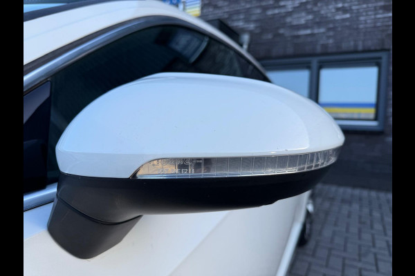Volkswagen Arteon 2.0 TDI R-Line Business+ | 1E EIGENAAR | 3/6/12MND GARANTIE | AUTOMAAT | PANO | ACC | LED | STANDKACHEL | DAB | CARPLAY | LEDER | MEMORY