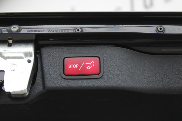 Mercedes-Benz V-Klasse 300d / XXL / AMG / DC / 4-Matic / Elec Stoelen / Stoel ventilatie / Burmester / NIEUWSTAAT