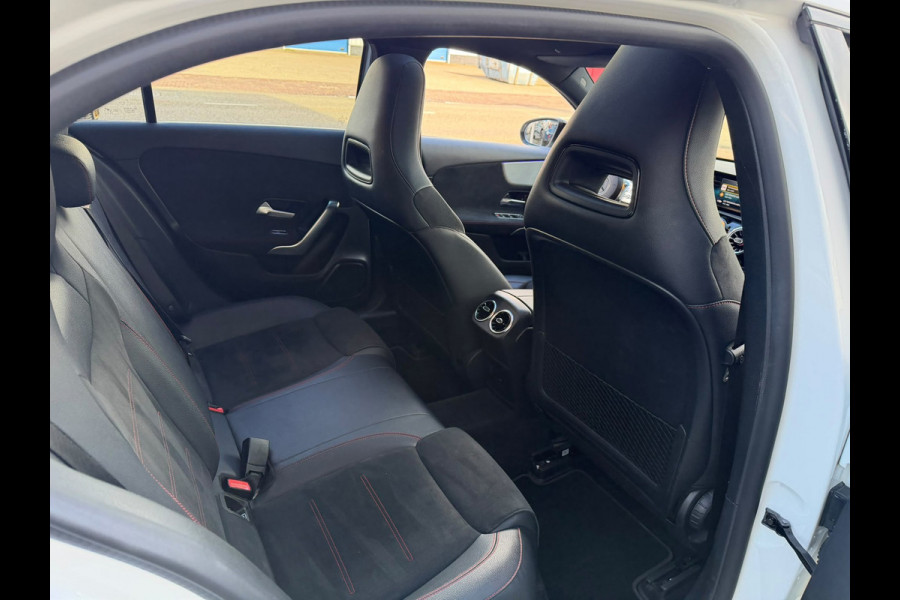 Mercedes-Benz A-Klasse 180 Business Solution AMG