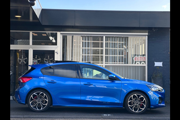 Ford Focus 1.0 EcoBoost ST Line Business B&O / ACC / PANO / LANE / ORG NL